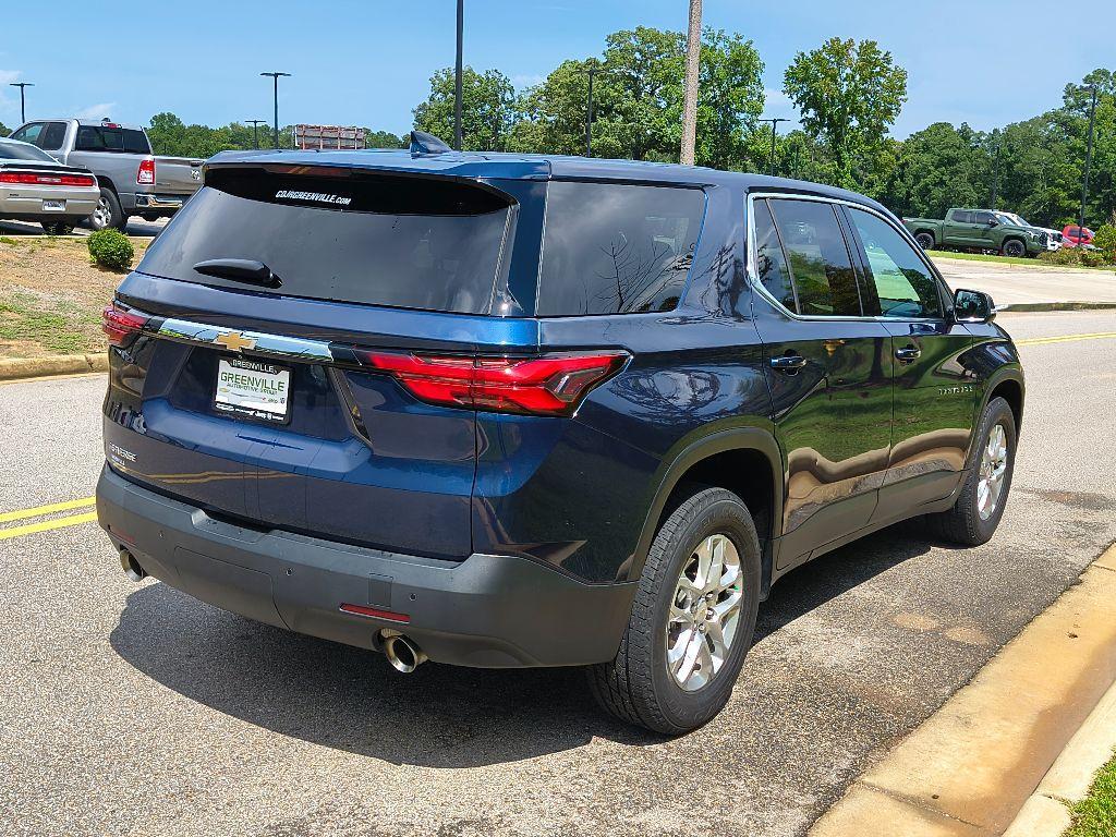 used 2022 Chevrolet Traverse car, priced at $22,995