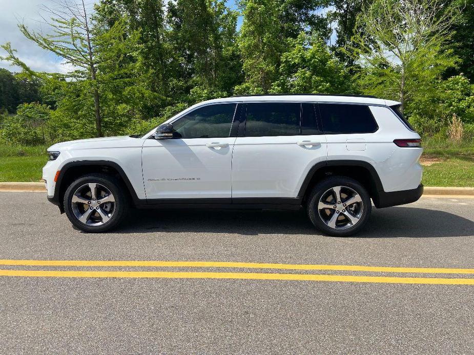 new 2024 Jeep Grand Cherokee L car, priced at $49,999