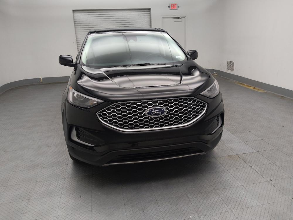 used 2024 Ford Edge car, priced at $26,295