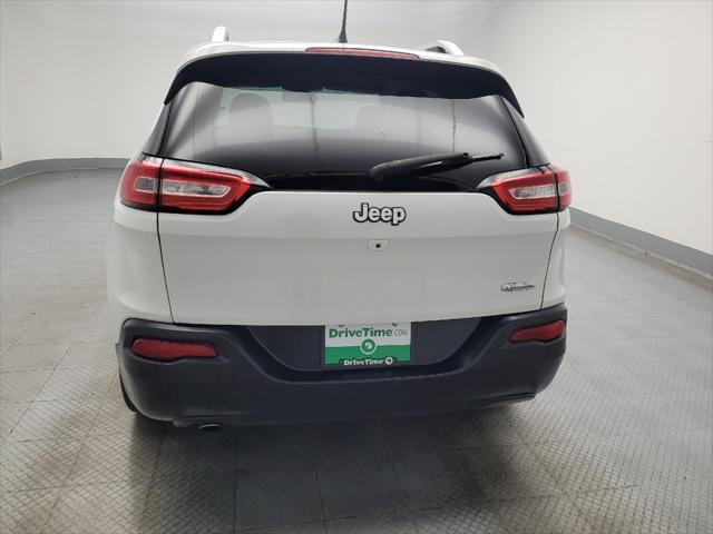 used 2015 Jeep Cherokee car, priced at $11,495