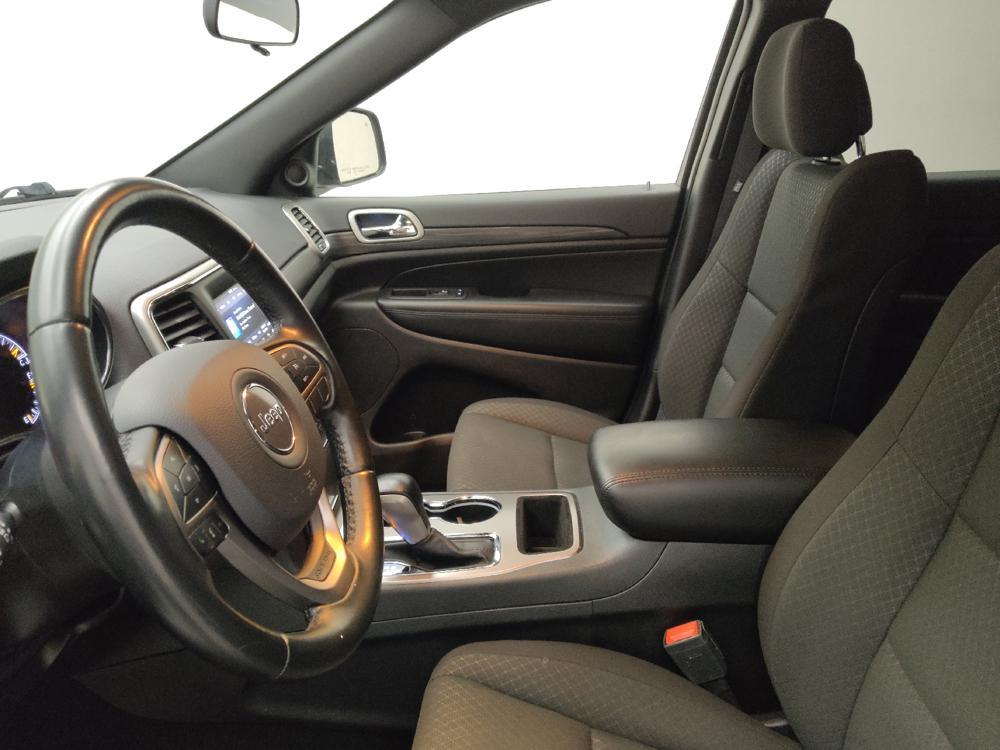 used 2021 Jeep Grand Cherokee car, priced at $25,695