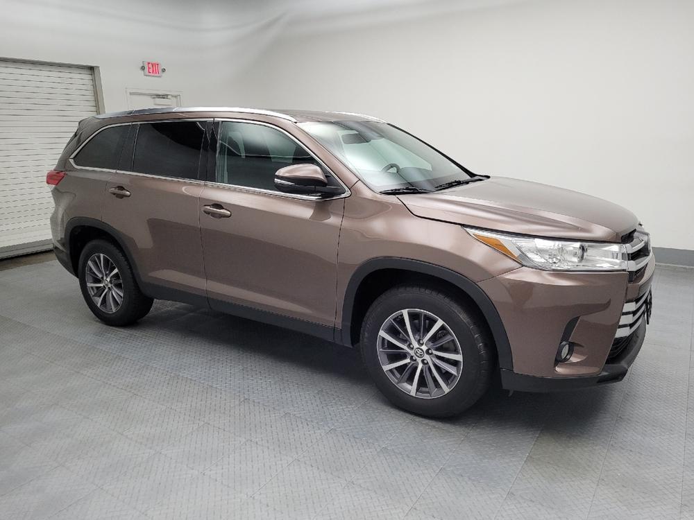 used 2019 Toyota Highlander car, priced at $23,995