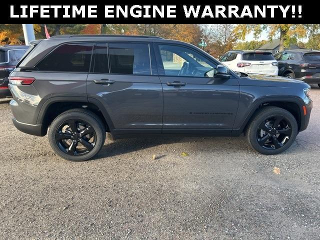 new 2025 Jeep Grand Cherokee car, priced at $47,159