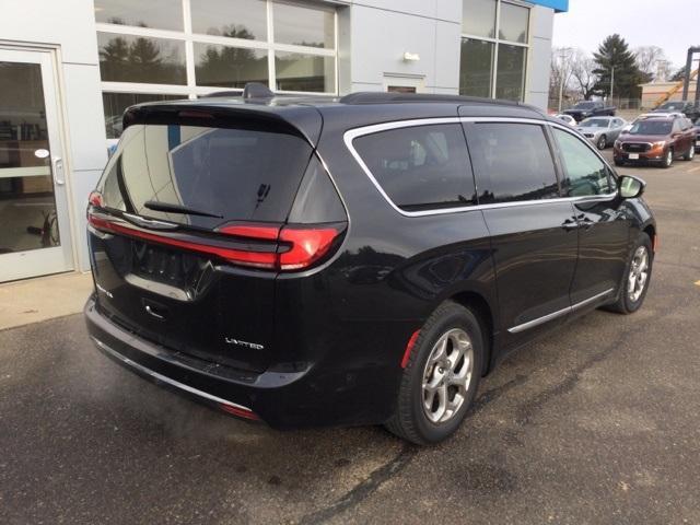 used 2022 Chrysler Pacifica car, priced at $25,560