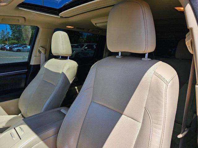 used 2014 Toyota Highlander car, priced at $18,995