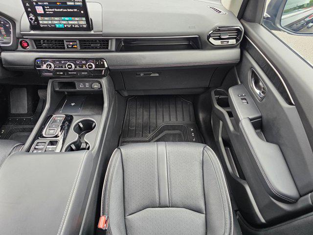 used 2024 Honda Pilot car, priced at $43,990