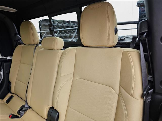 used 2021 Jeep Gladiator car, priced at $32,956