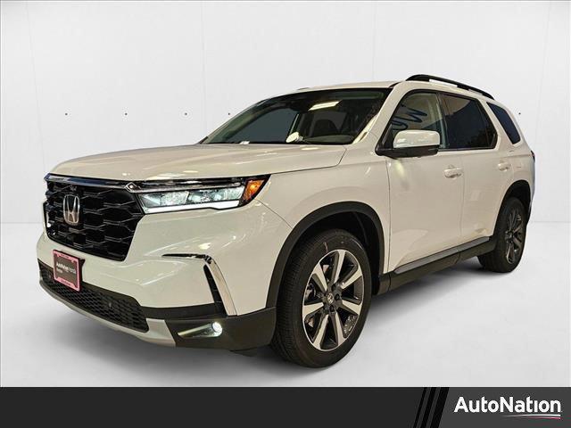 new 2025 Honda Pilot car, priced at $54,985