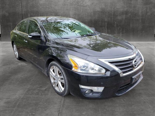 used 2015 Nissan Altima car, priced at $14,998