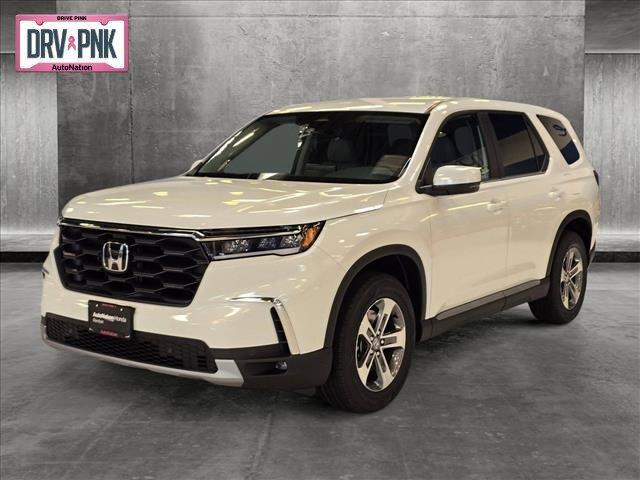 new 2024 Honda Pilot car, priced at $42,025