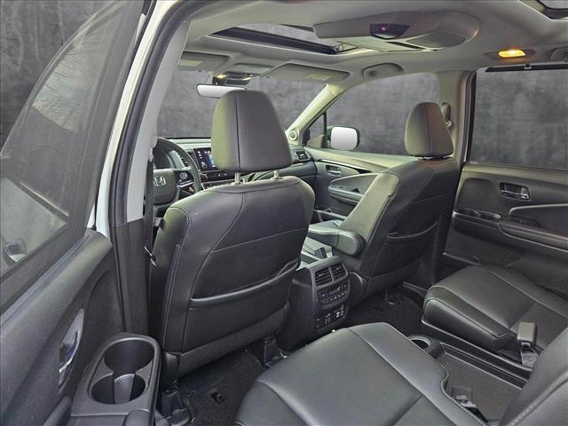 used 2021 Honda Pilot car, priced at $31,995