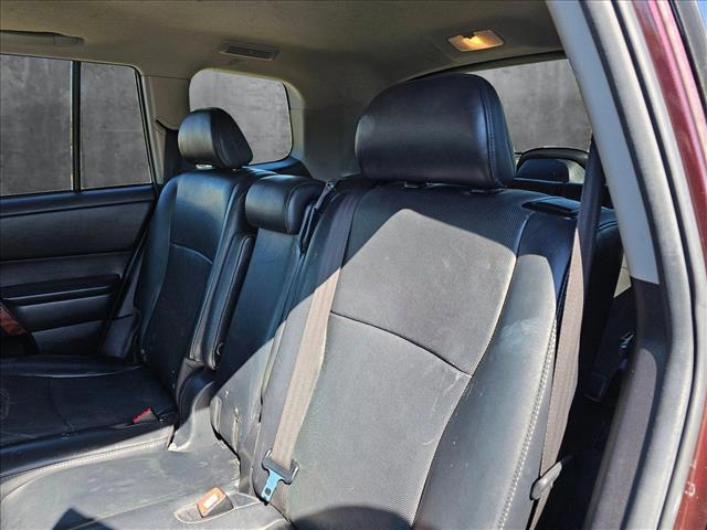 used 2012 Toyota Highlander car, priced at $11,995