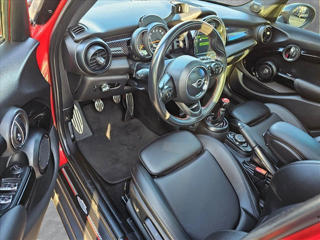 used 2018 MINI Hardtop car, priced at $19,304