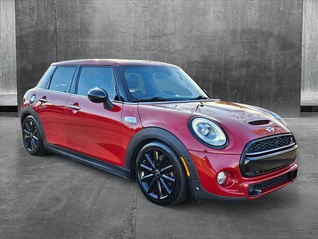 used 2018 MINI Hardtop car, priced at $19,304