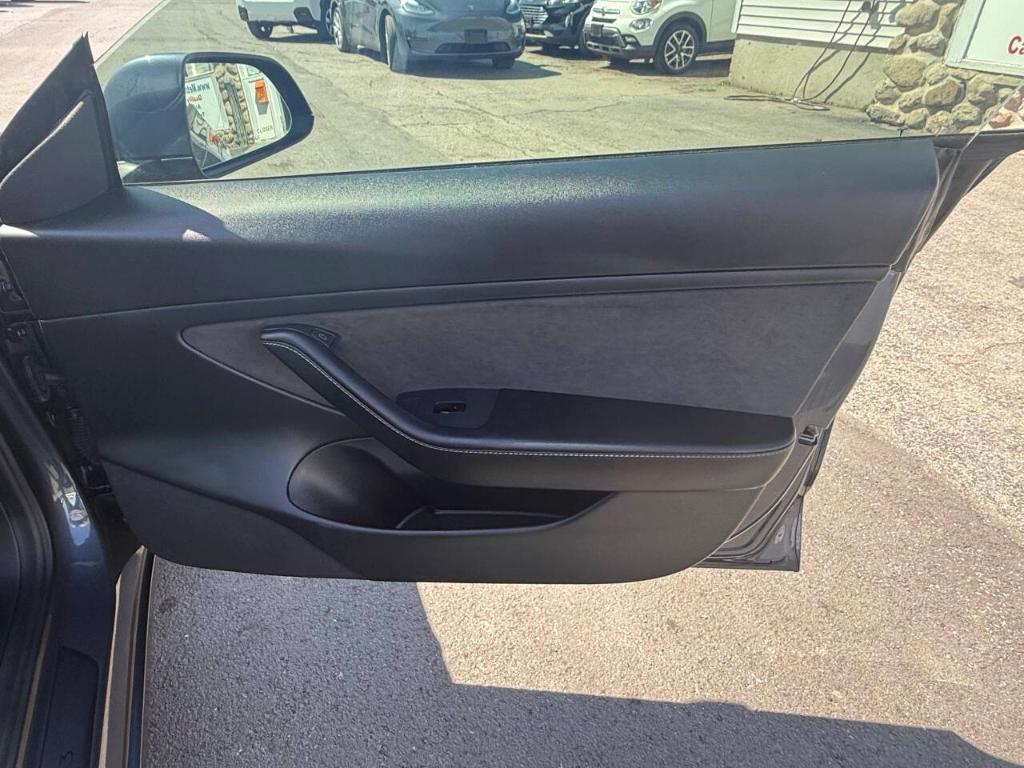 used 2021 Tesla Model 3 car, priced at $24,998