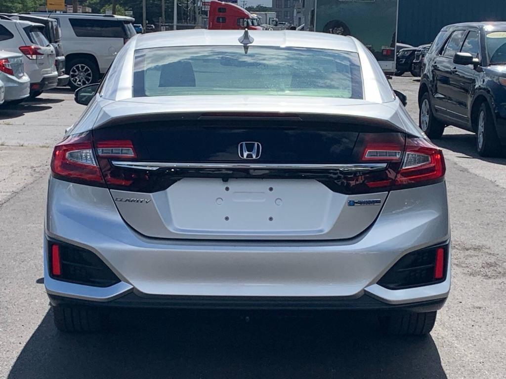 used 2021 Honda Clarity Plug-In Hybrid car, priced at $17,498