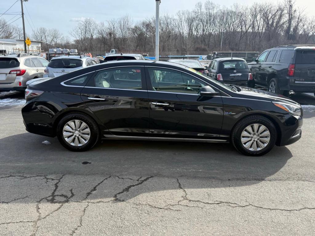 used 2017 Hyundai Sonata Hybrid car, priced at $9,498