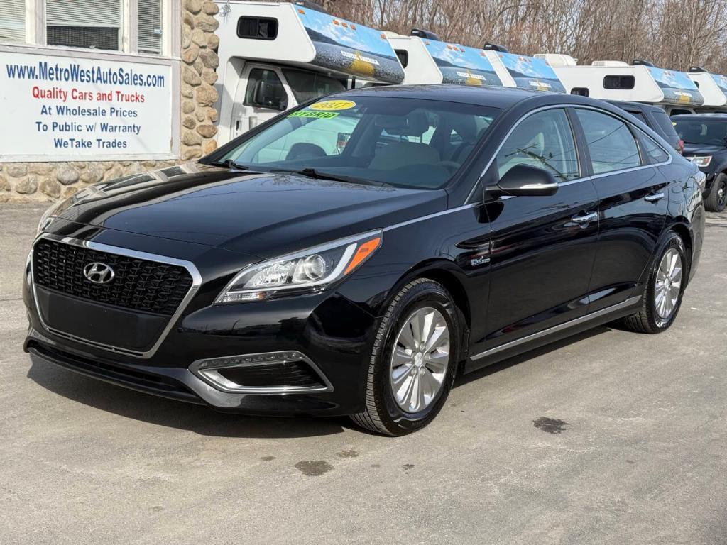 used 2017 Hyundai Sonata Hybrid car, priced at $9,498