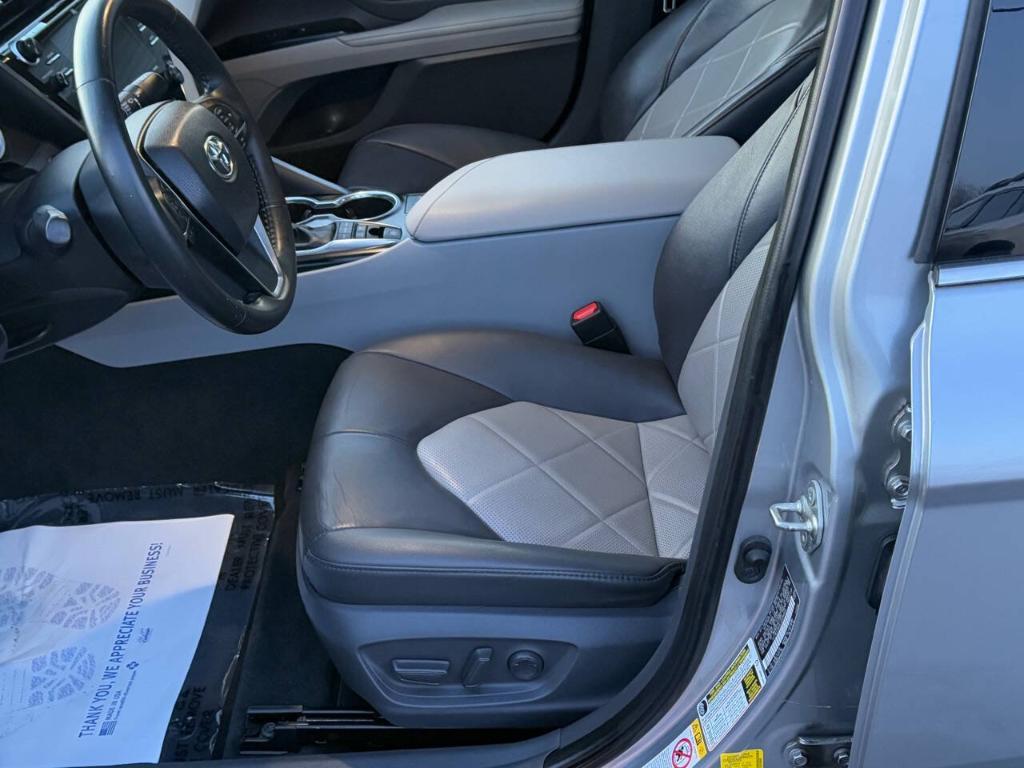used 2018 Toyota Camry Hybrid car, priced at $21,998
