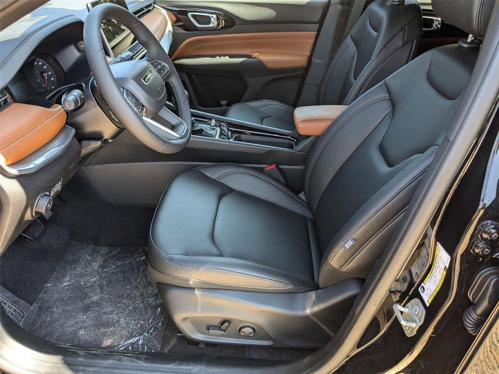 new 2024 Jeep Compass car, priced at $27,500