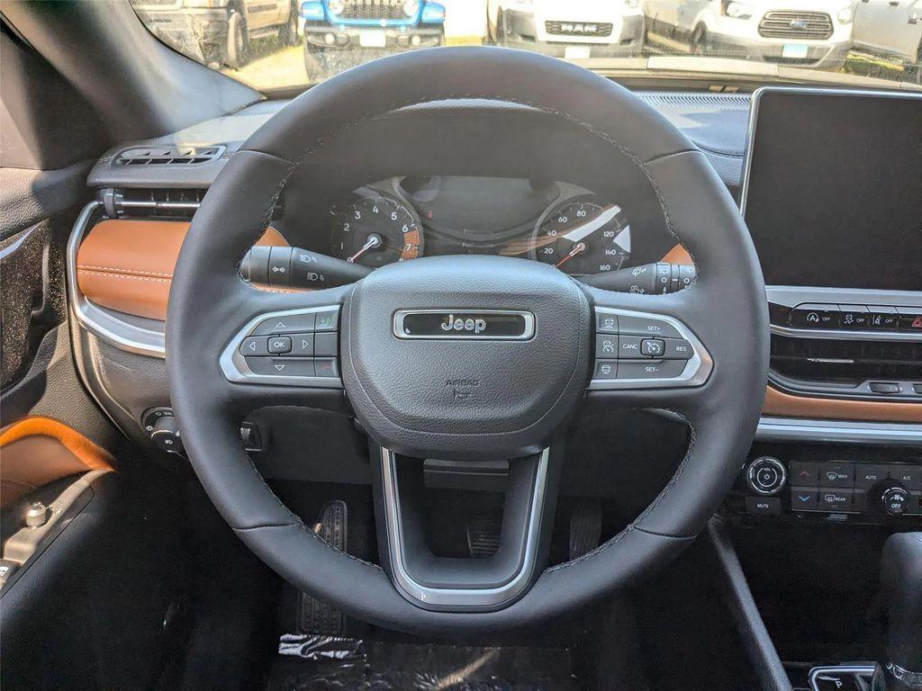 new 2024 Jeep Compass car, priced at $27,500