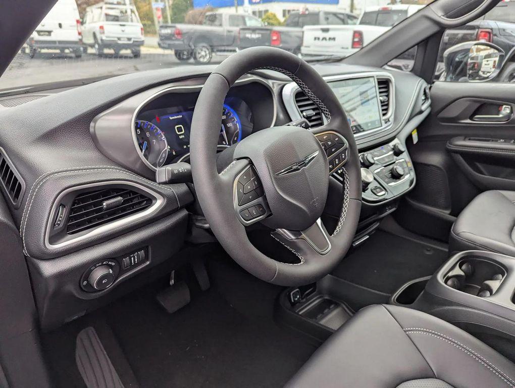 new 2026 Chrysler Pacifica car, priced at $47,293