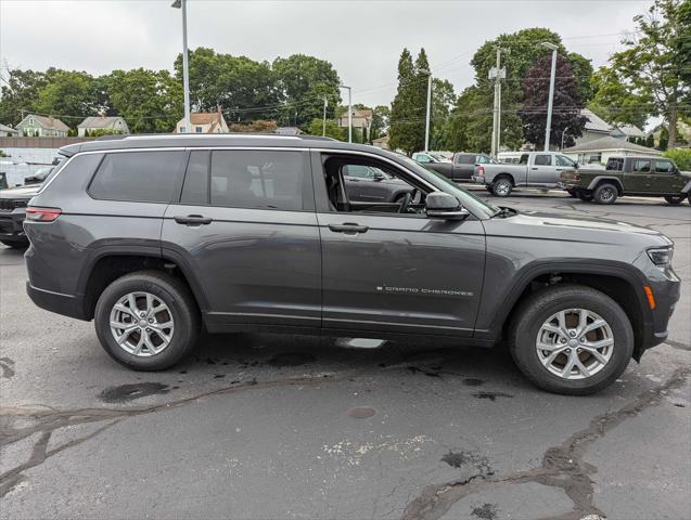 new 2024 Jeep Grand Cherokee L car, priced at $55,074