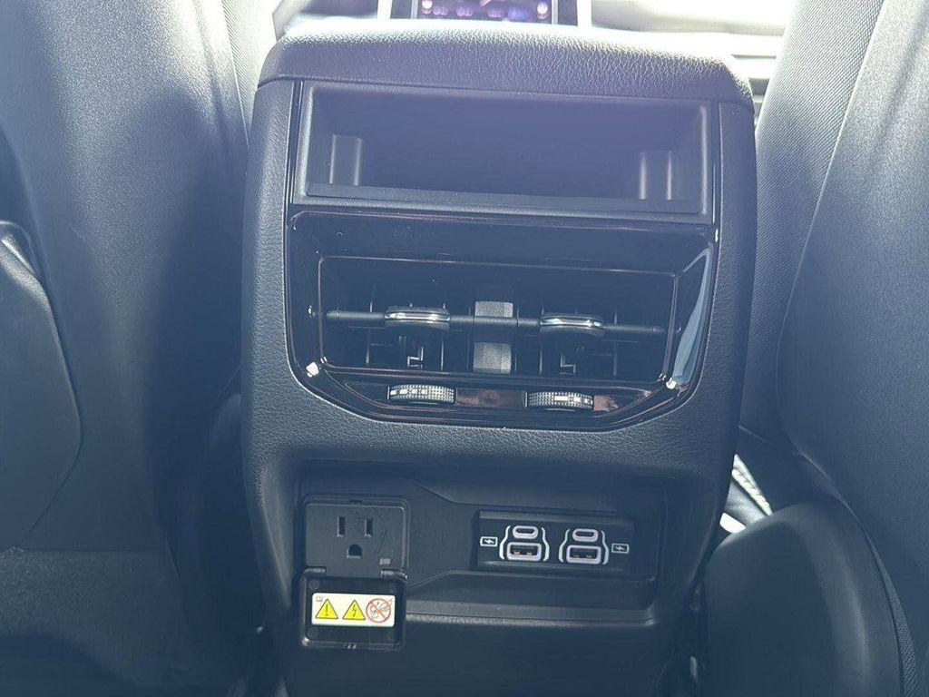 new 2025 Jeep Grand Cherokee car, priced at $37,825