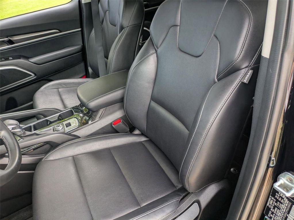 used 2023 Kia Telluride car, priced at $31,500