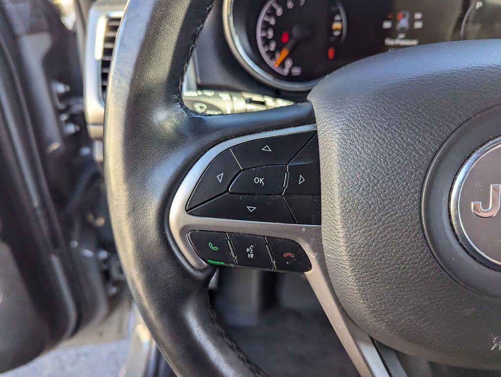 used 2021 Jeep Grand Cherokee car, priced at $27,700