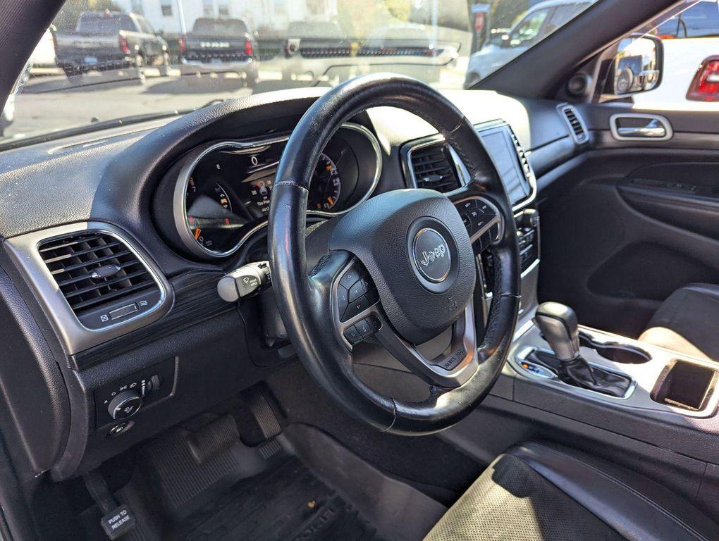 used 2021 Jeep Grand Cherokee car, priced at $27,700