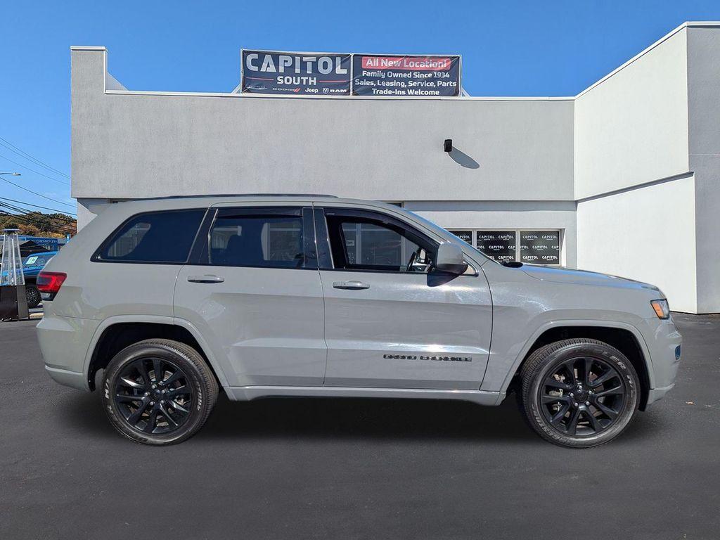 used 2021 Jeep Grand Cherokee car, priced at $27,700