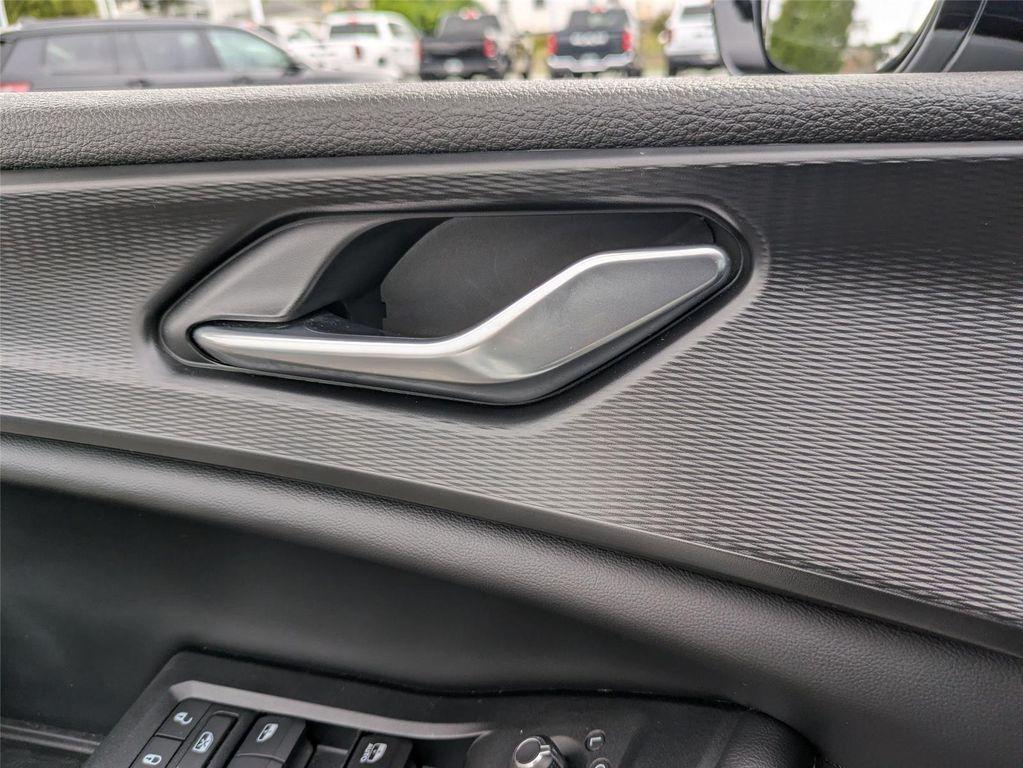 used 2024 Jeep Grand Cherokee L car, priced at $30,500