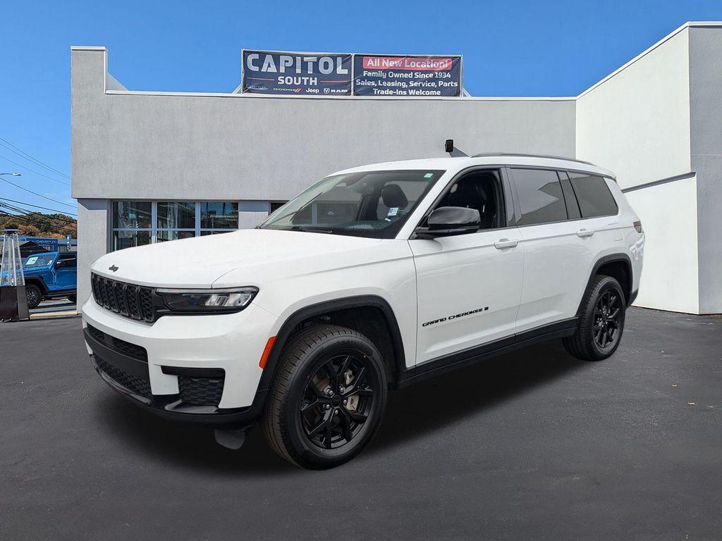 used 2024 Jeep Grand Cherokee L car, priced at $30,500