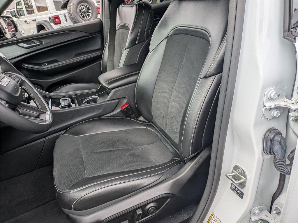 used 2024 Jeep Grand Cherokee L car, priced at $30,500