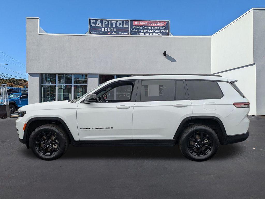 used 2024 Jeep Grand Cherokee L car, priced at $30,500