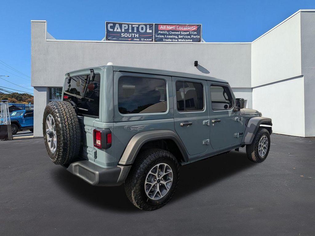 new 2025 Jeep Wrangler car, priced at $47,530