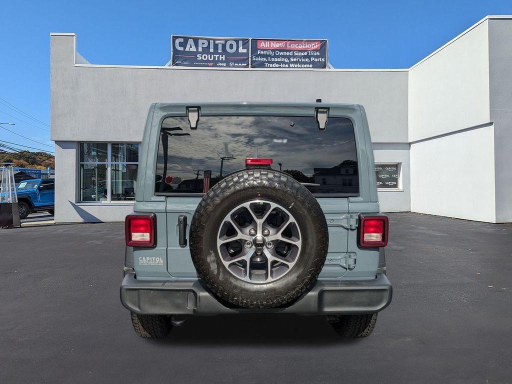 new 2025 Jeep Wrangler car, priced at $47,530