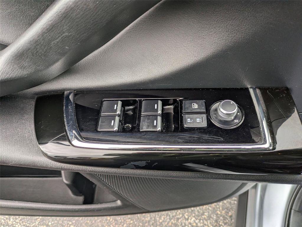 used 2023 Mazda CX-9 car, priced at $25,999