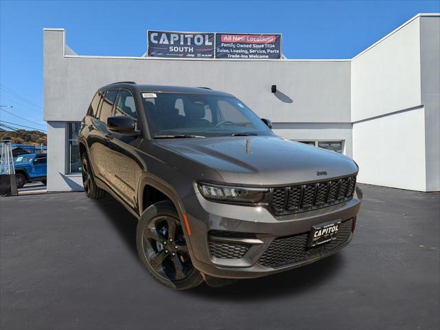 new 2024 Jeep Grand Cherokee car, priced at $49,175