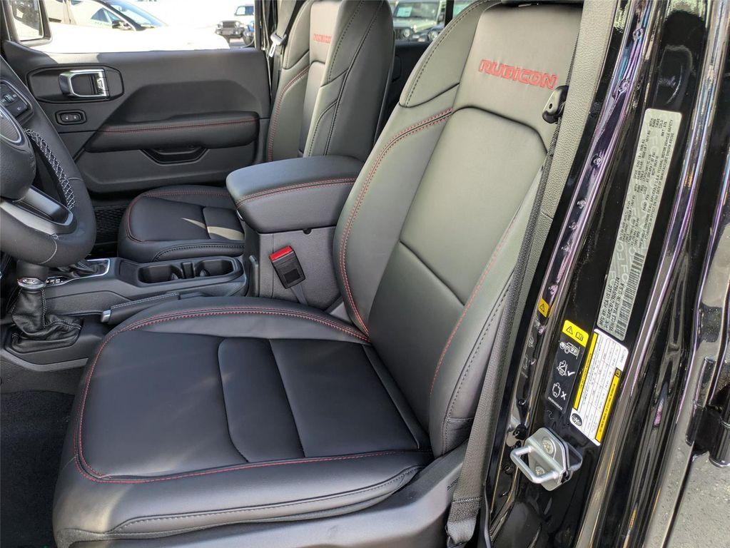 new 2025 Jeep Wrangler car, priced at $71,790