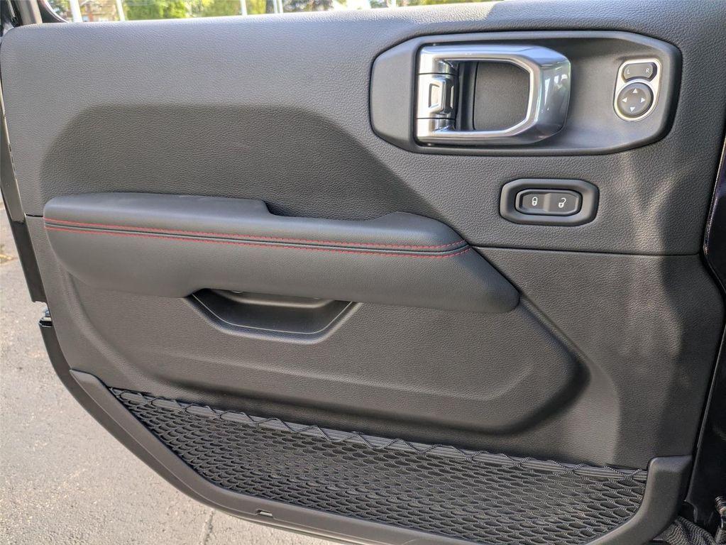 new 2025 Jeep Wrangler car, priced at $71,790