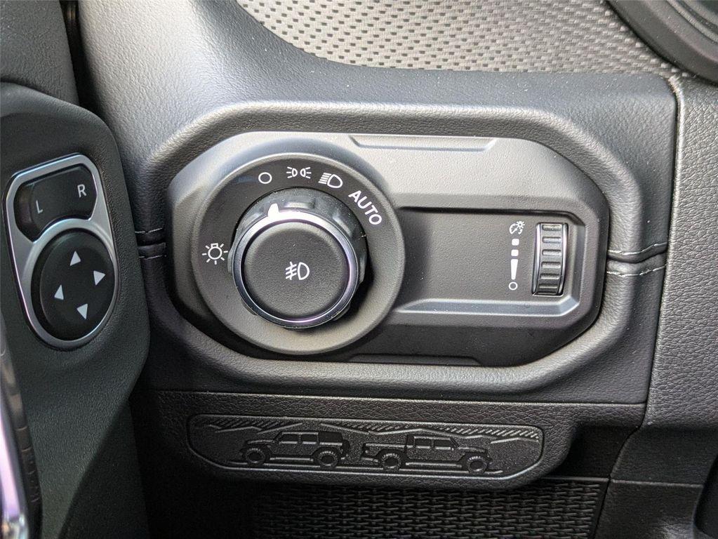 new 2025 Jeep Wrangler car, priced at $71,790