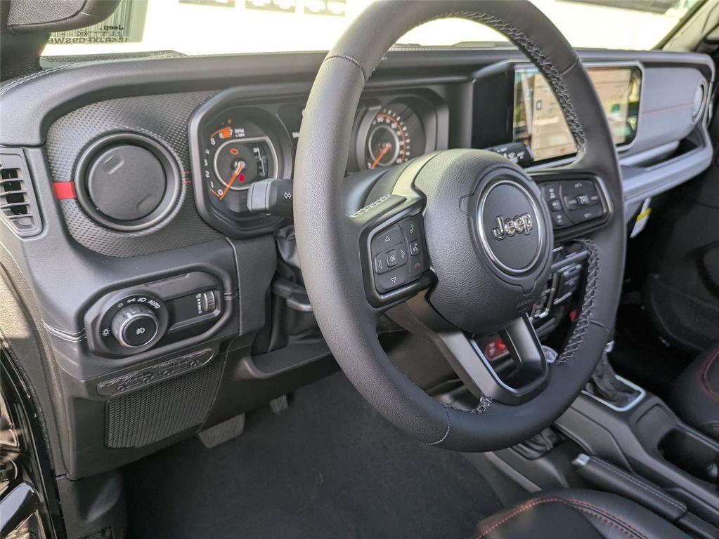 new 2025 Jeep Wrangler car, priced at $71,790