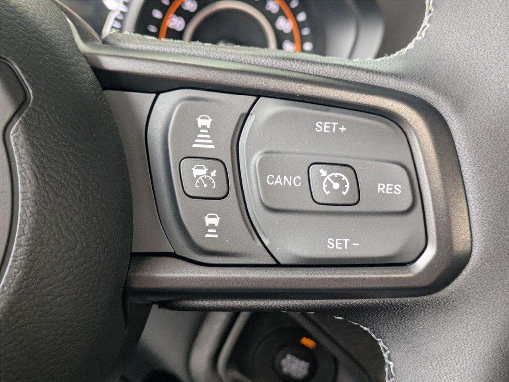 new 2025 Jeep Wrangler car, priced at $46,687