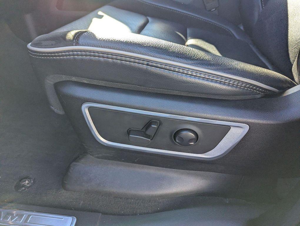 used 2022 Ram 1500 car, priced at $38,999