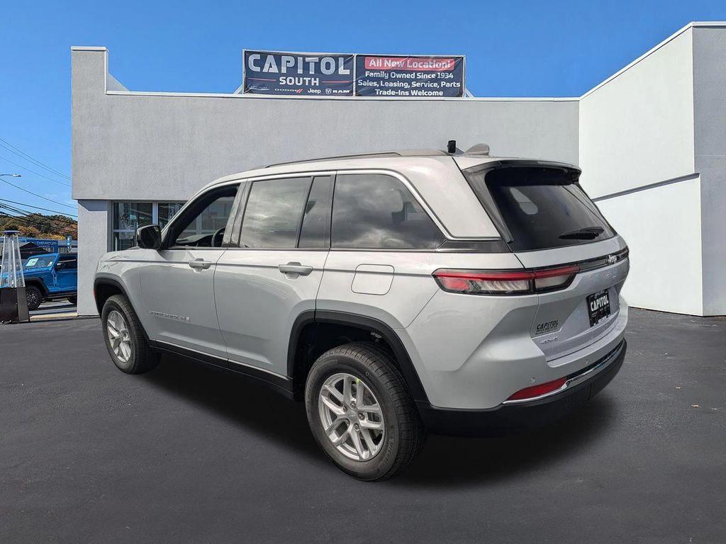 new 2025 Jeep Grand Cherokee car, priced at $41,920