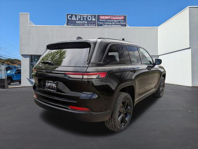 new 2024 Jeep Grand Cherokee car, priced at $49,175