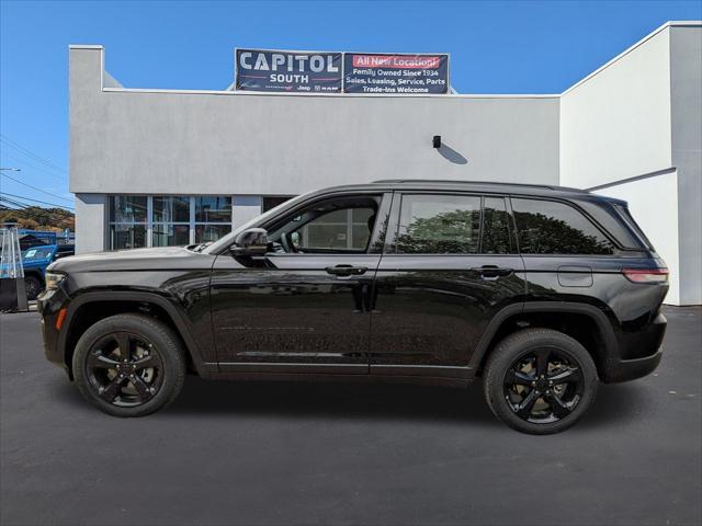 new 2024 Jeep Grand Cherokee car, priced at $49,175