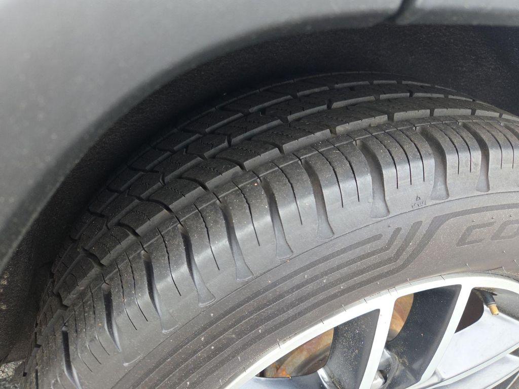 used 2020 Jeep Grand Cherokee car, priced at $23,999